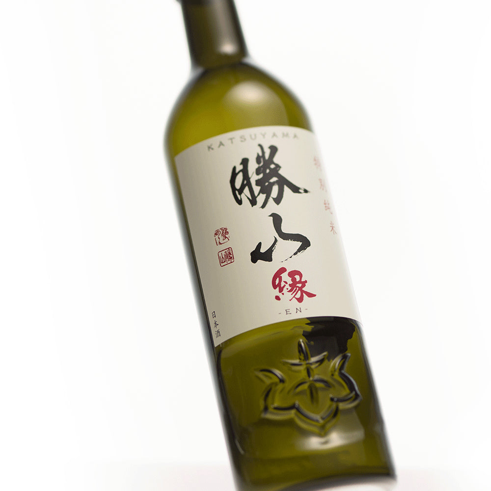Katsuyama En, Tokubetsu-junmai (720ml)